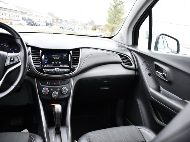 Used 2019 Chevrolet Trax LT w/ LT Convenience Package image 20