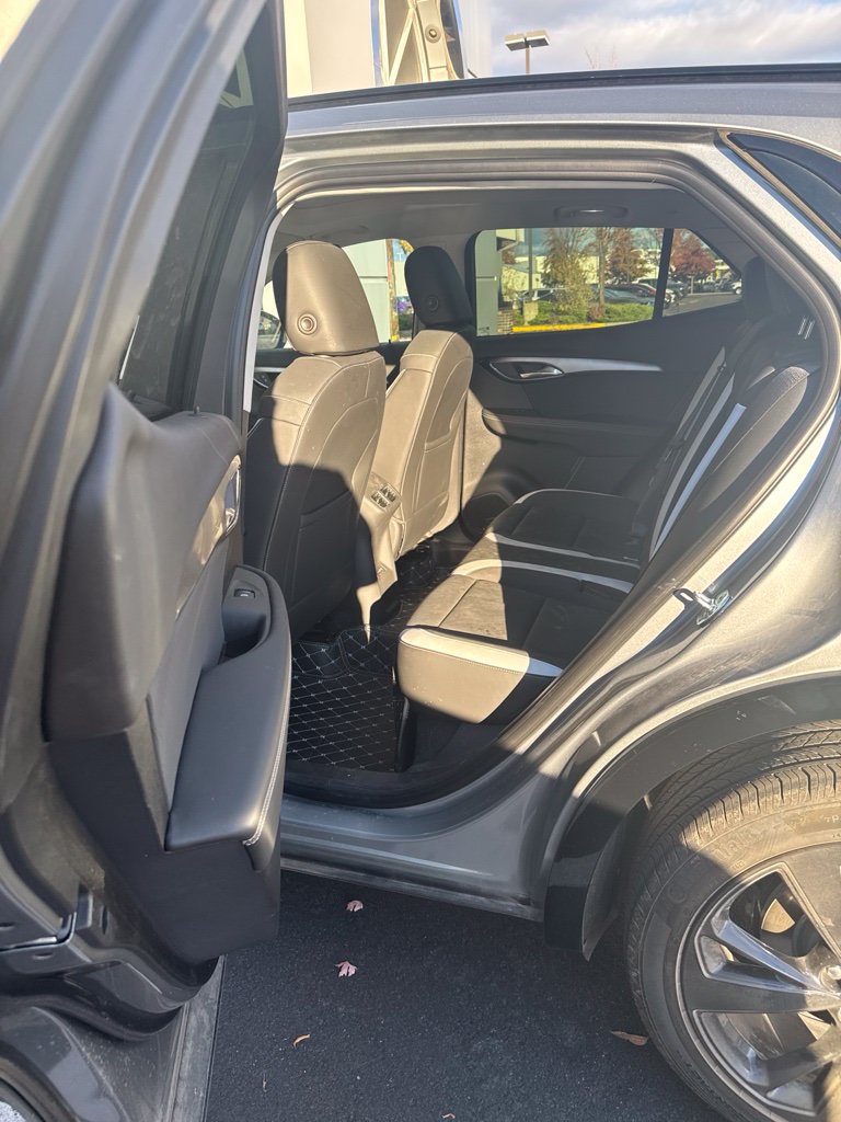 Used 2024 Buick Envision Sport Touring AWD/4WD image 13