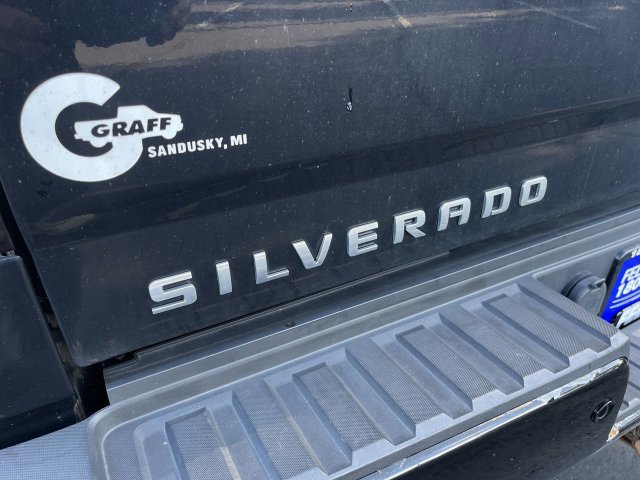 Used 2015 Chevrolet Silverado 2500 High Country w/ Duramax Plus Package AWD/4WD image 31