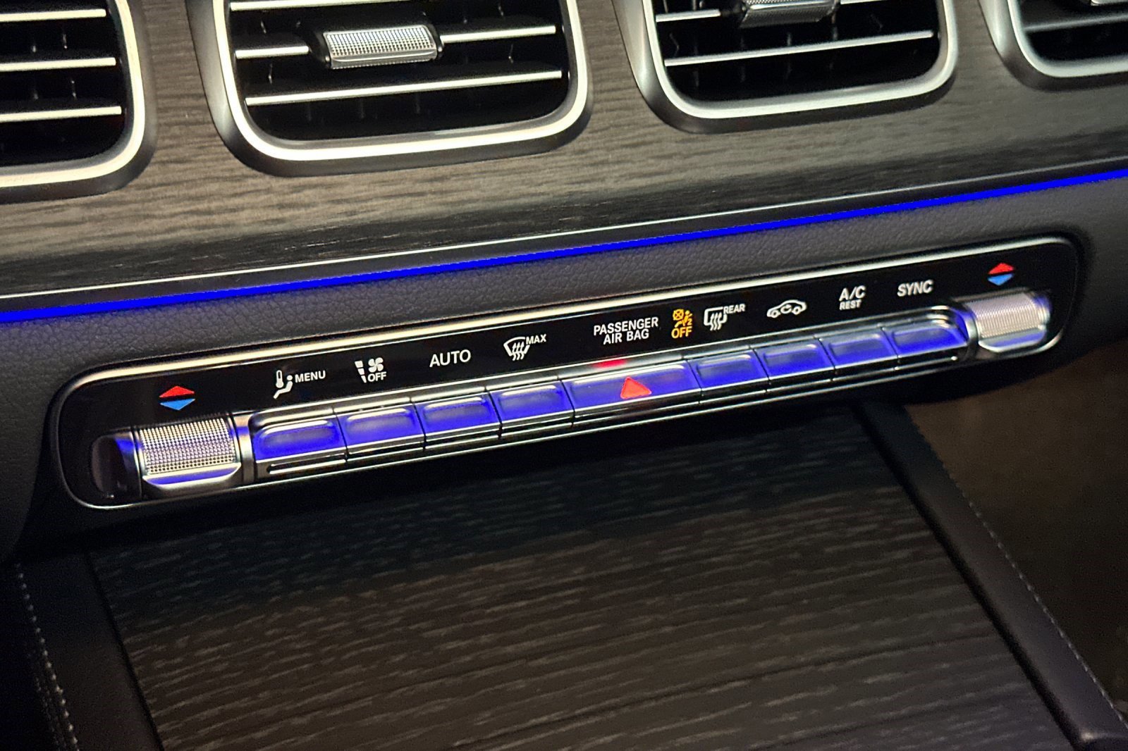 New 2025 Mercedes-Benz GLS 580 4MATIC image 23
