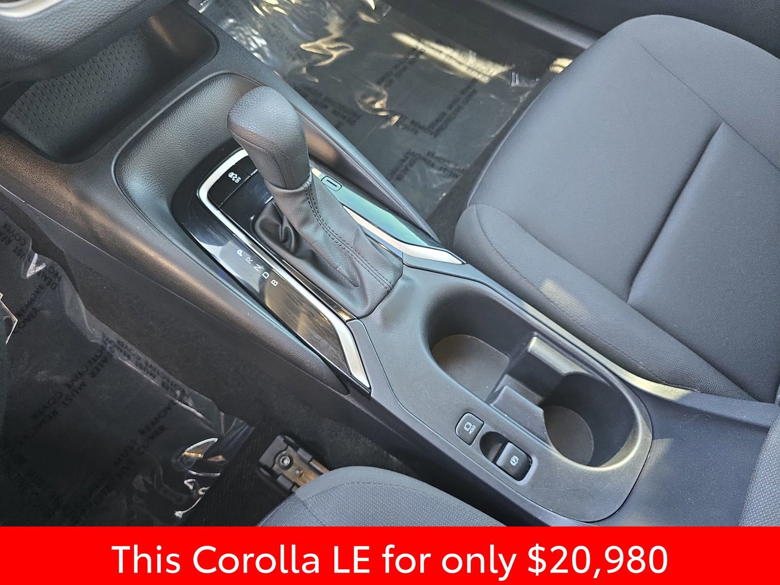 Used 2024 Toyota Corolla LE image 30