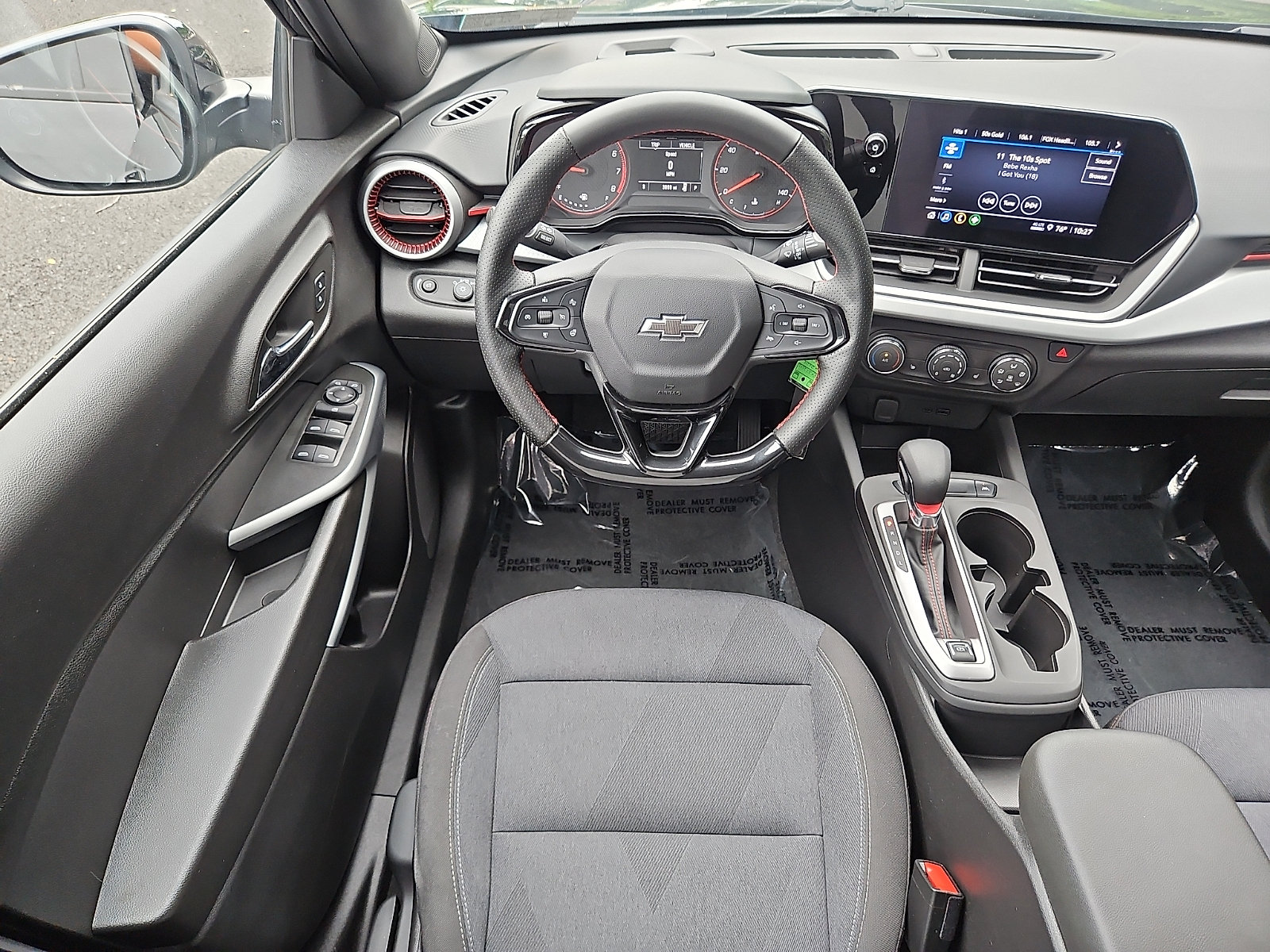 Used 2024 Chevrolet Trax RS w/ Driver Confidence Package FWD image 11