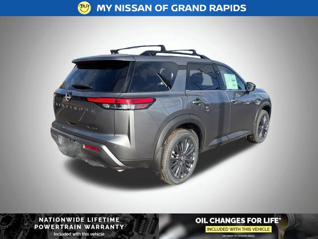 New 2026 Nissan Pathfinder SL image 5