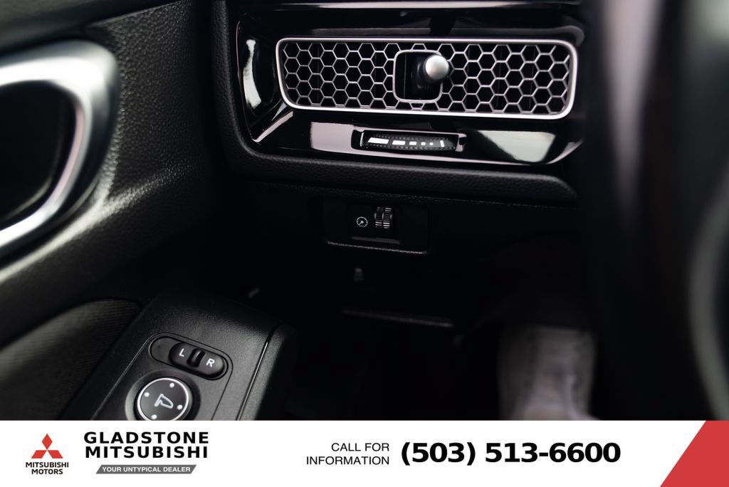 Used 2025 Honda Civic Sport image 14