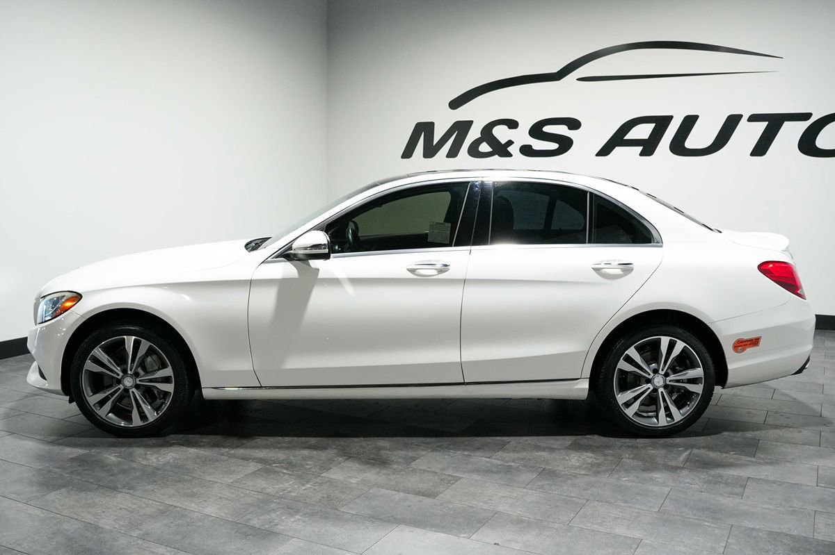 Used 2016 Mercedes-Benz C 350e Sedan image 3