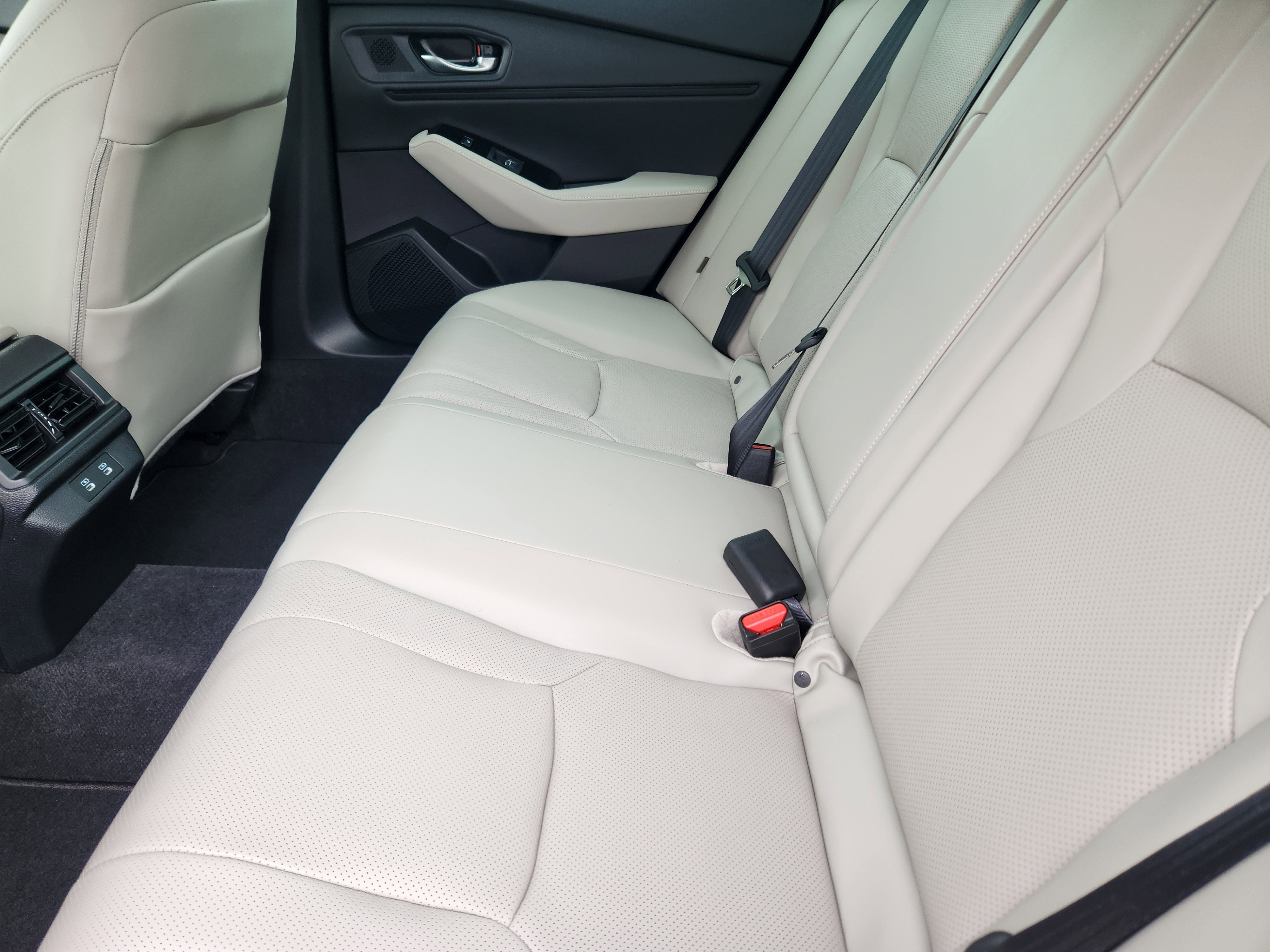 Used 2024 Honda Accord Touring image 10