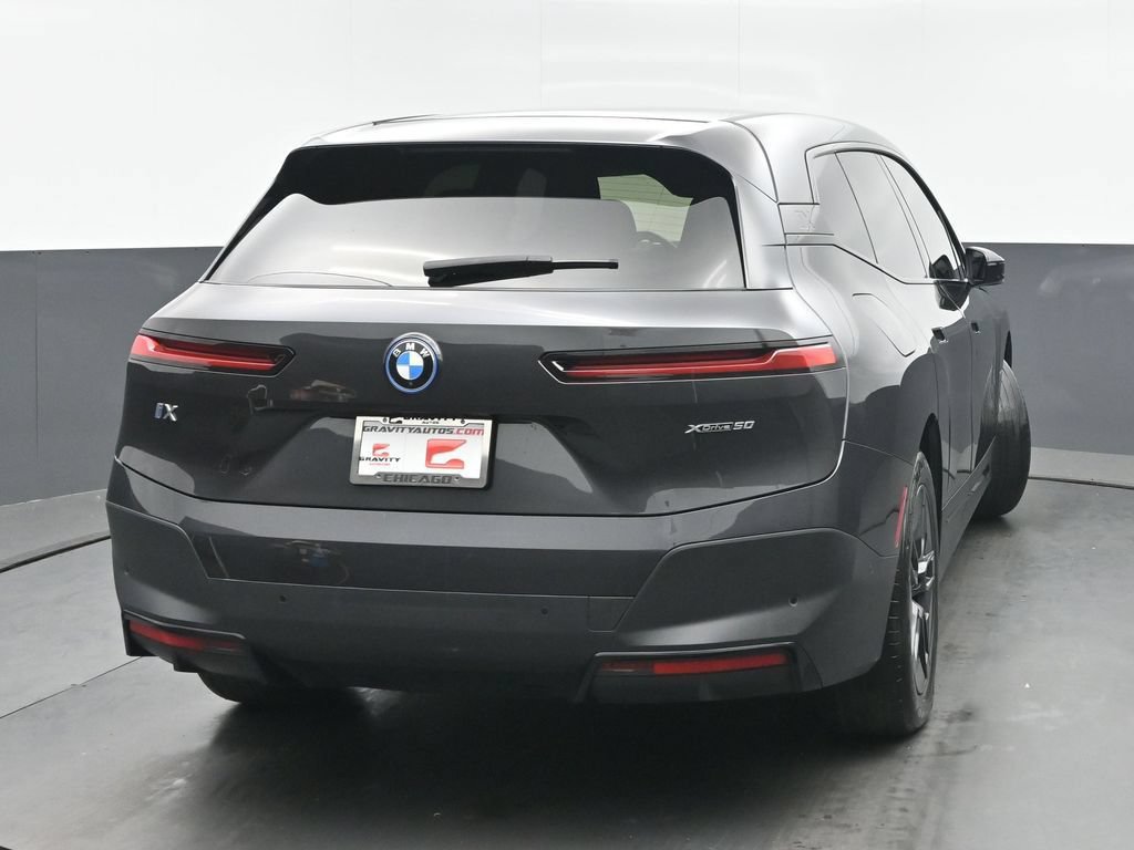 Used 2024 BMW iX xDrive50 w/ Convenience Package AWD/4WD image 4