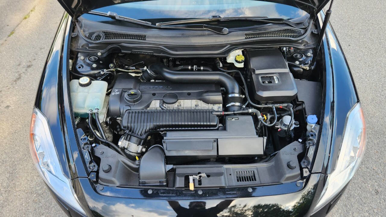 Used 2012 Volvo C70 T5 w/ Climate Pkg image 36