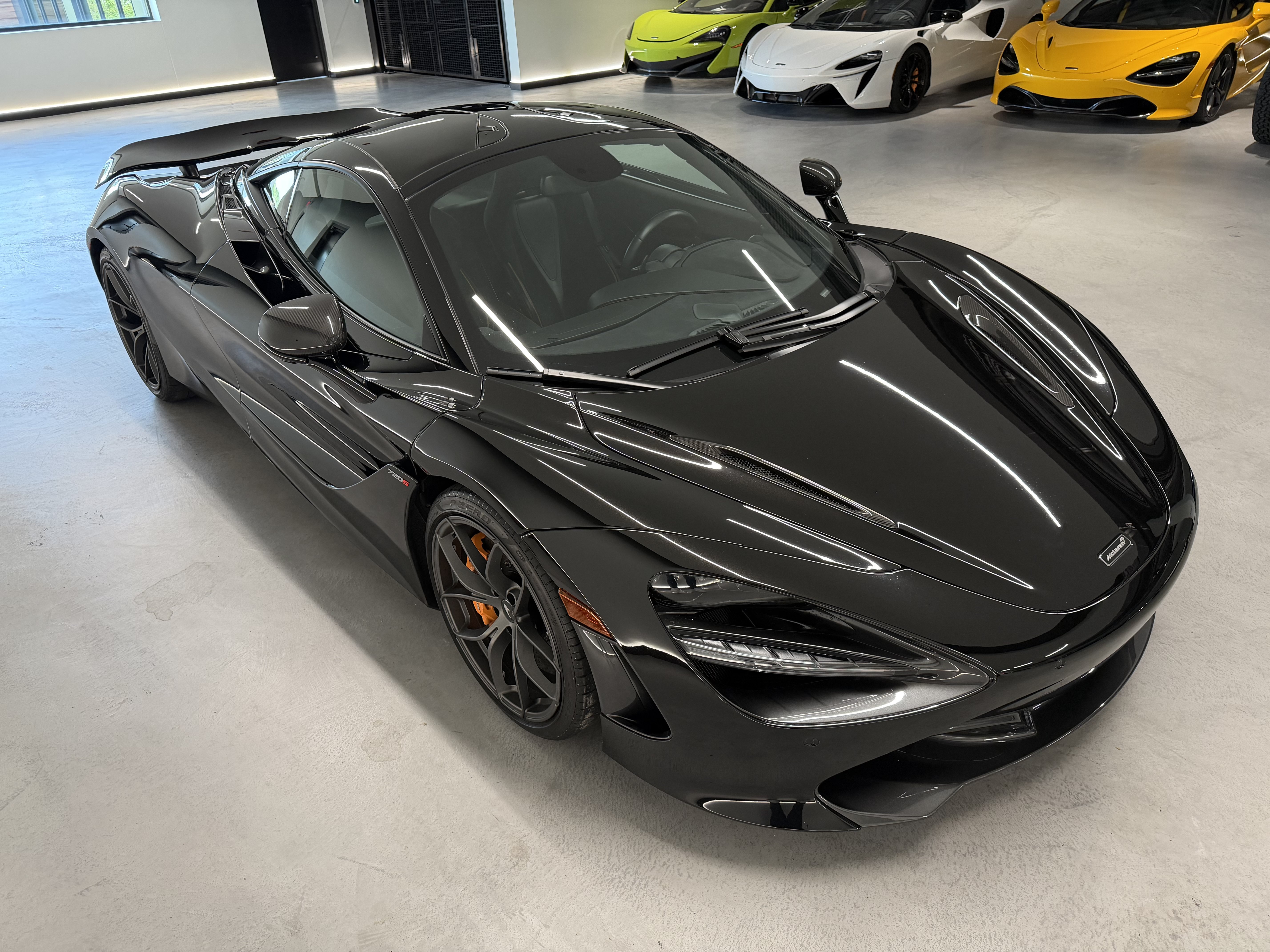 Used 2020 McLaren 720S Performance RWD image 8