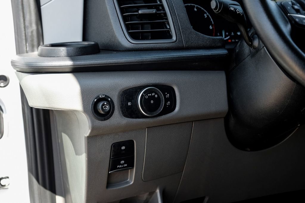 Used 2024 Ford Transit 350 XLT image 24