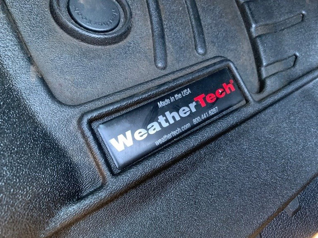 Used 2022 Ford F350 Lariat w/ Chrome Package image 14