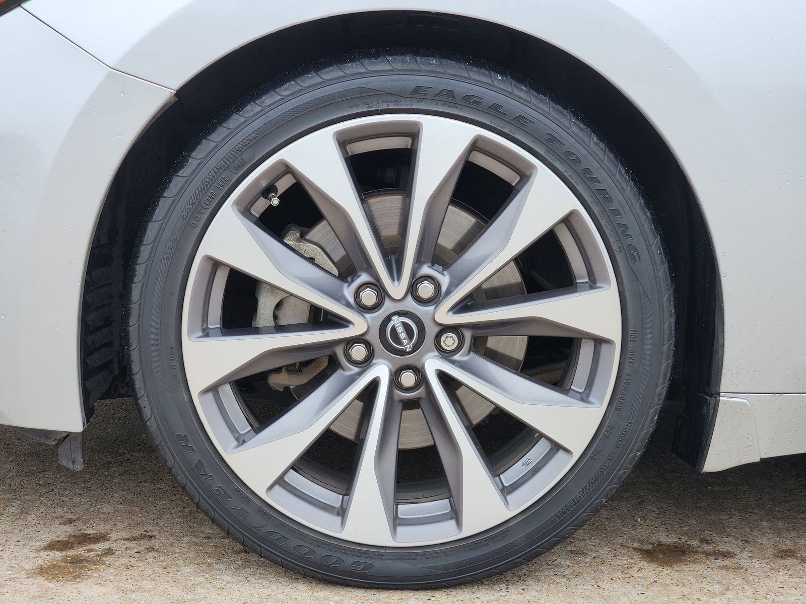 Used 2023 Nissan Maxima Platinum w/ Sport Mat Group FWD image 20