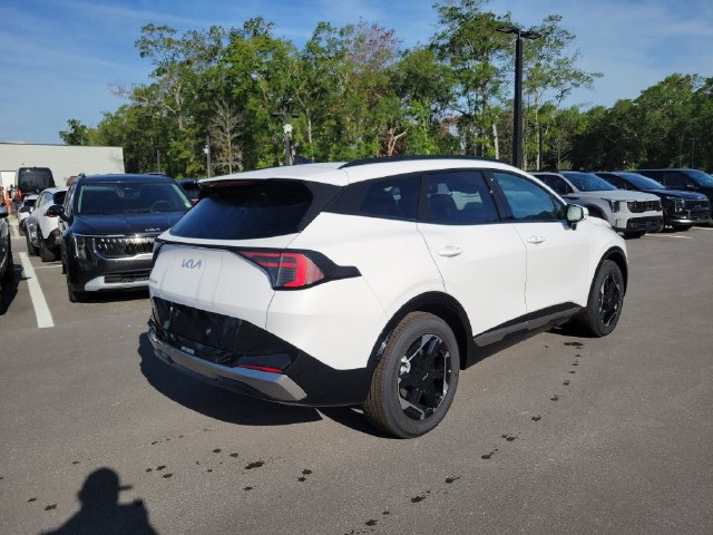 New 2026 Kia Sportage SX FWD image 2
