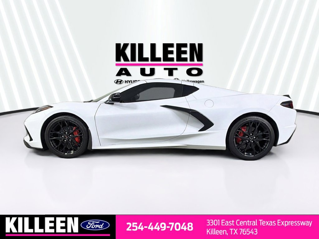 Used 2024 Chevrolet Corvette Stingray Coupe w/ 1LT RWD image 4