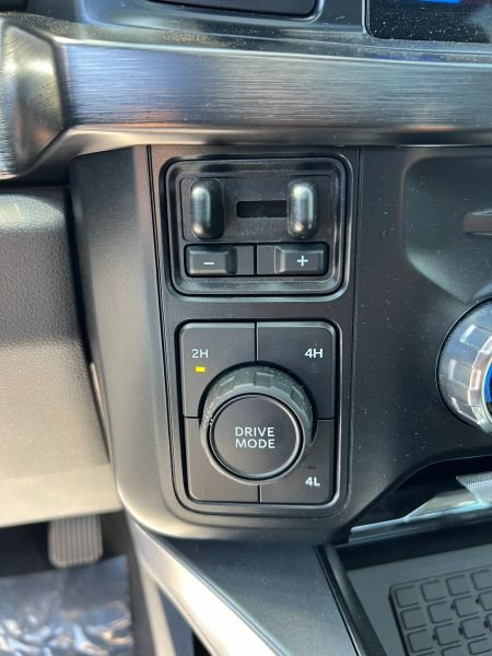 Used 2024 Ford F450 Lariat w/ Lariat Ultimate Package AWD/4WD image 31