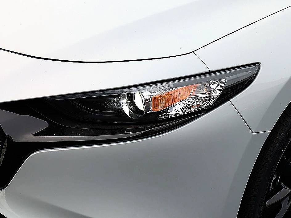 New 2026 MAZDA MAZDA3 2.5 S Hatchback w/ Premium Pkg FWD image 9