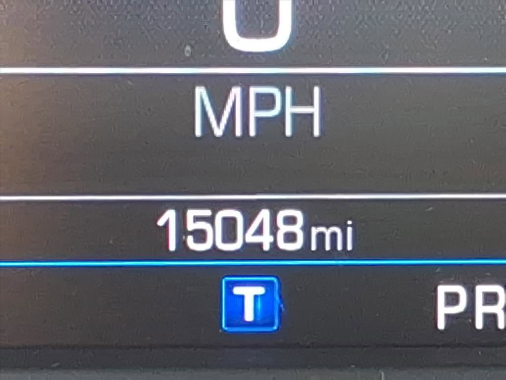 Used 2023 Chevrolet Camaro LT w/ RS Package image 21