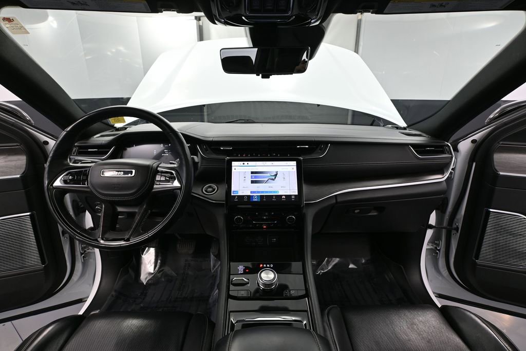 Used 2021 Jeep Grand Cherokee L Overland w/ Advanced Protech Group III image 29