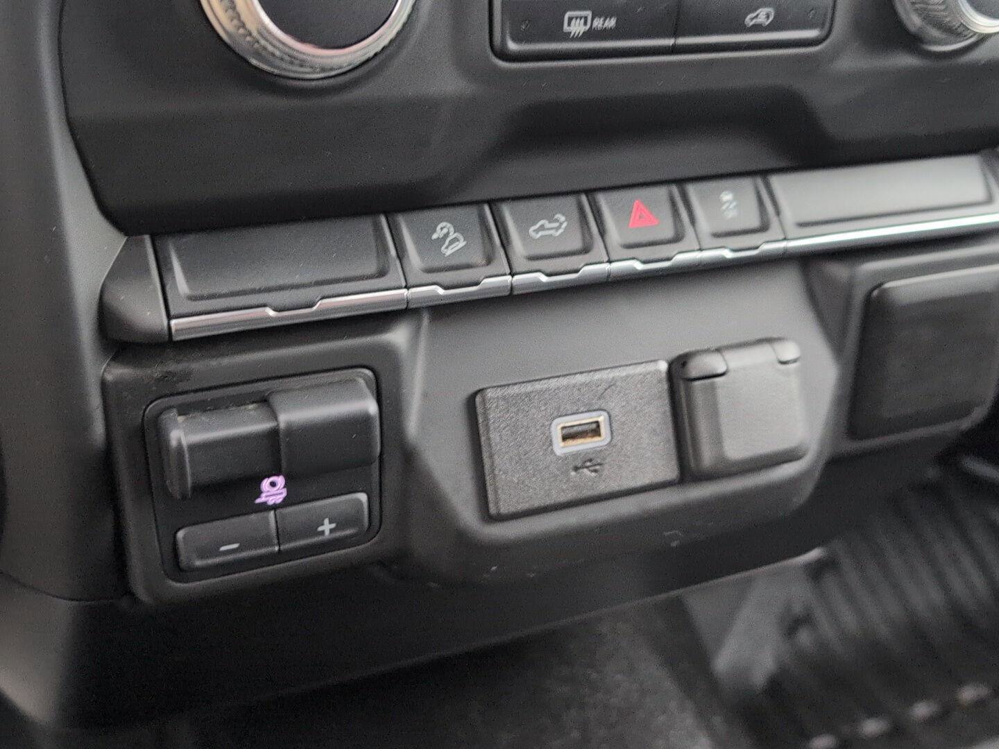 Used 2019 GMC Sierra 1500 4x4 Double Cab image 28