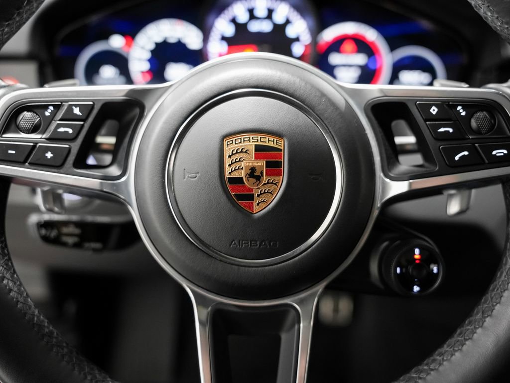 Used 2023 Porsche Cayenne GTS AWD/4WD image 13