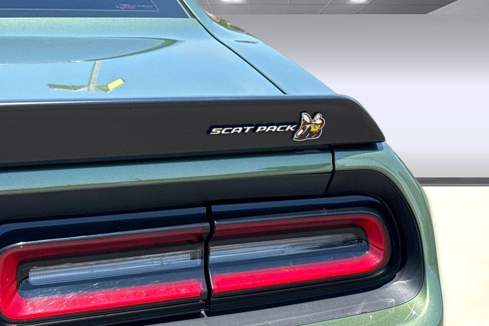 Used 2021 Dodge Challenger R/T Scat Pack RWD image 13