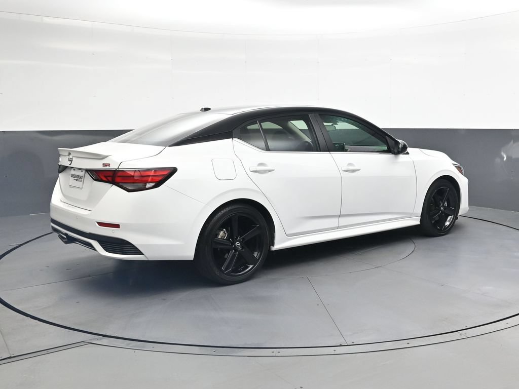 Certified 2024 Nissan Sentra SR w/ SR Premium Package FWD image 5