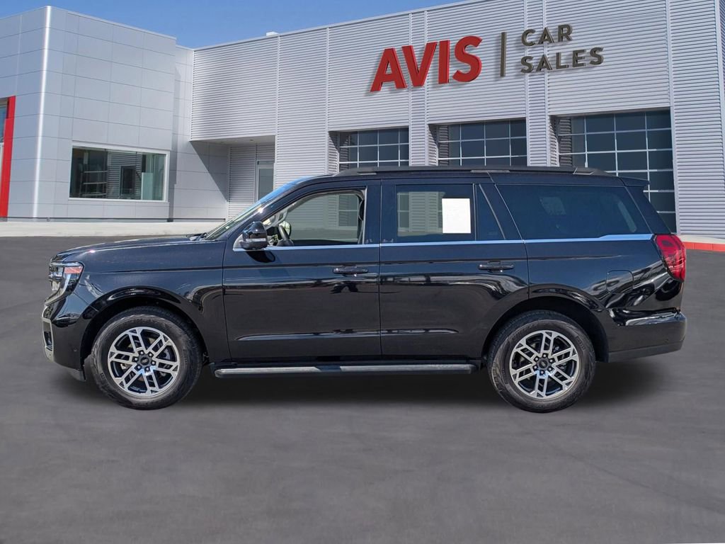 Used 2025 Ford Expedition Active image 10