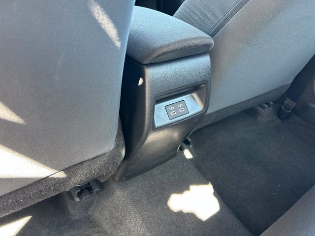 Used 2025 Toyota Corolla LE FWD image 9