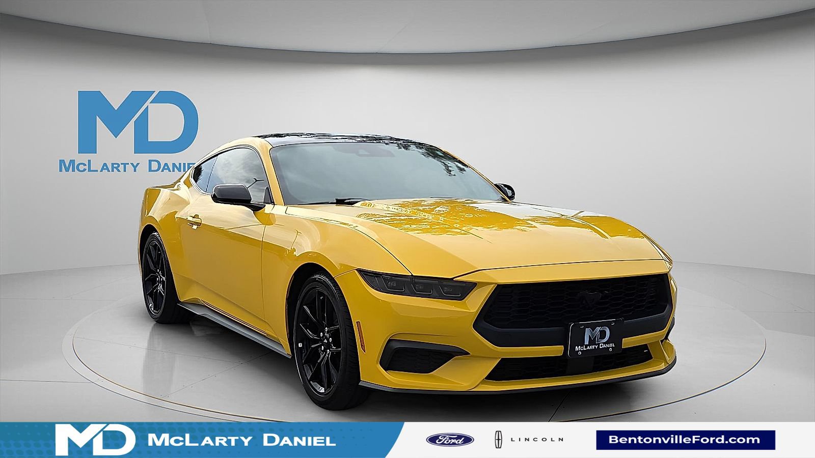 Certified 2024 Ford Mustang Coupe RWD image 1