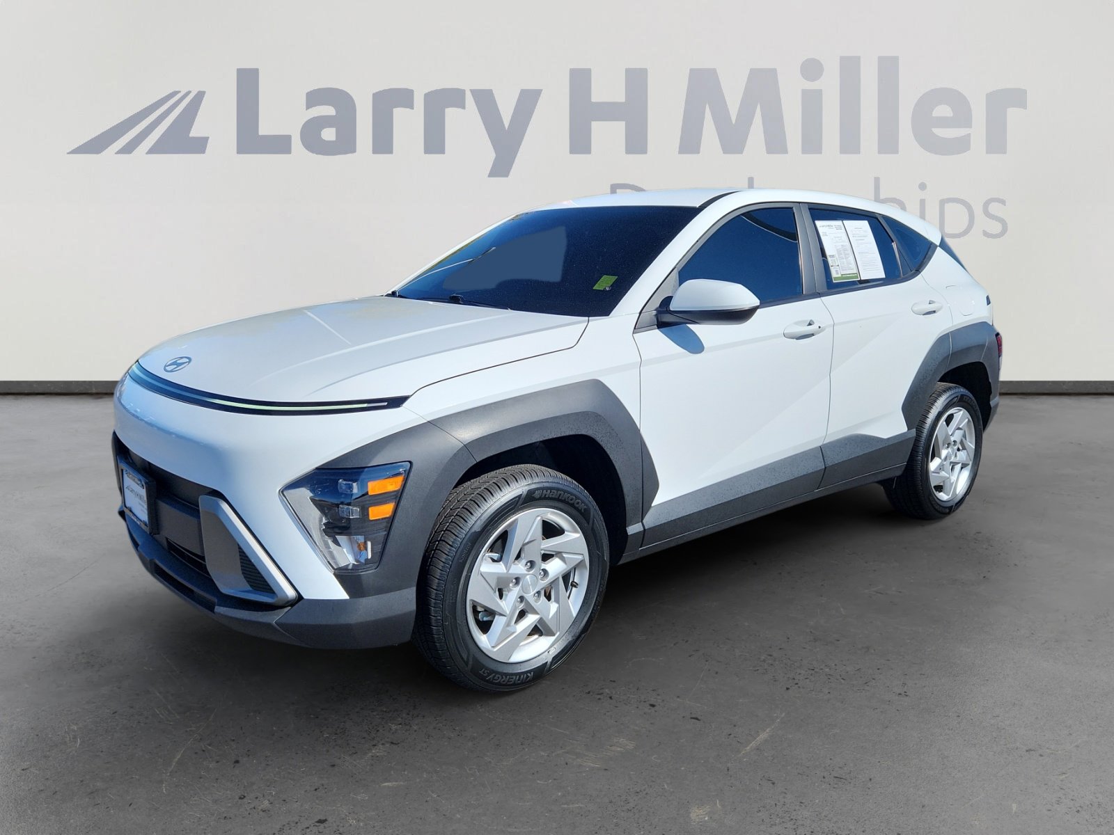 Used 2024 Hyundai Kona SE