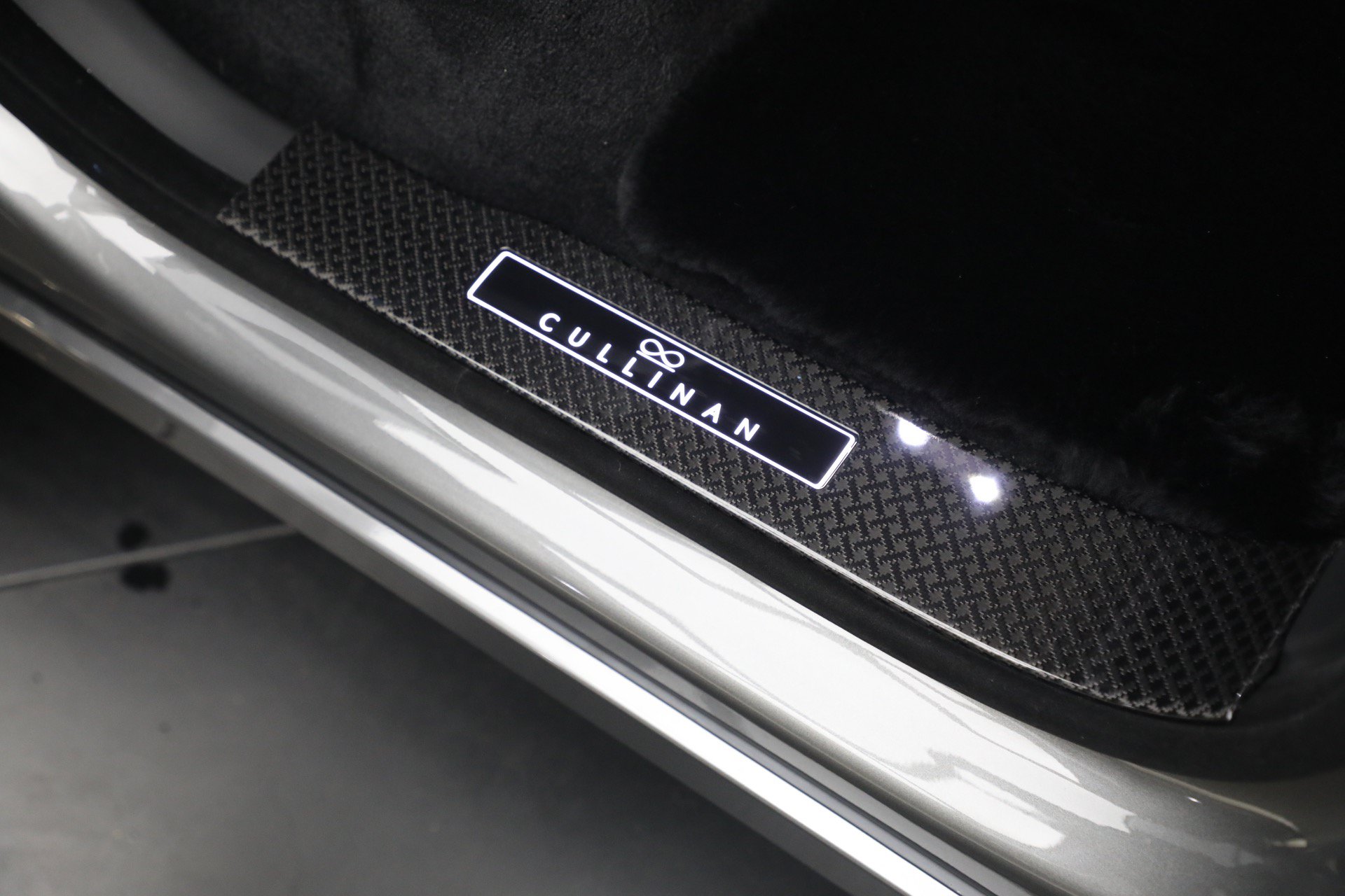 New 2027 Rolls-Royce Cullinan Black Badge AWD/4WD image 37