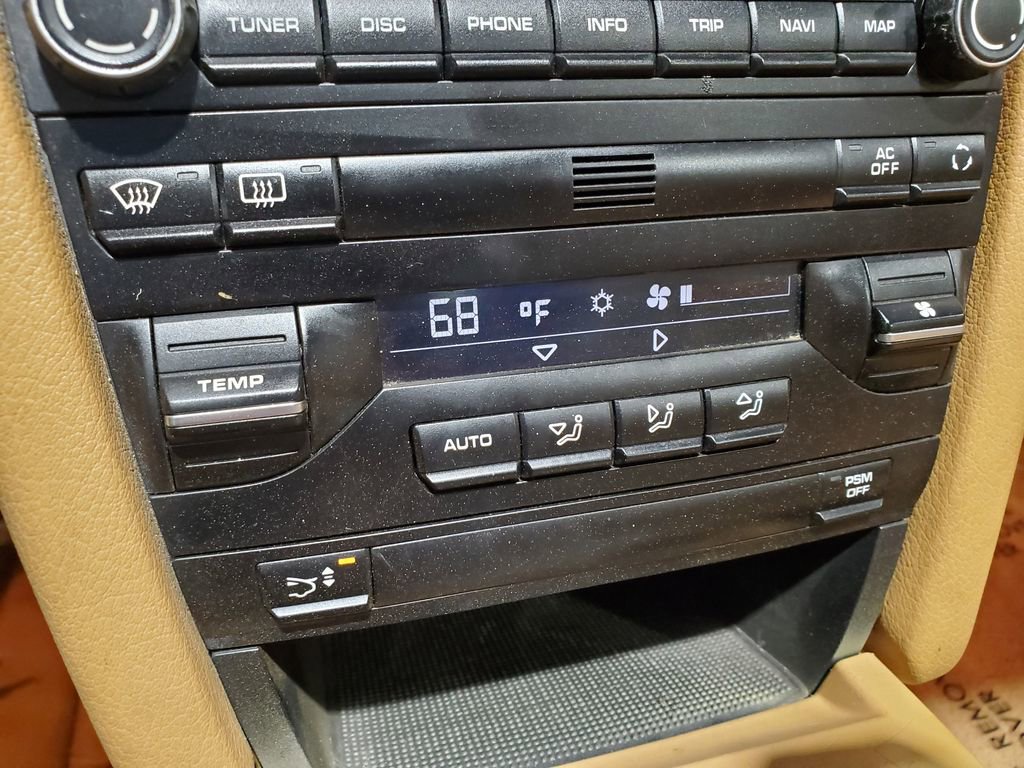 Used 2011 Porsche Boxster image 23