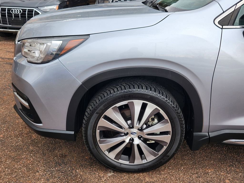 Used 2022 Subaru Ascent Limited w/ Technology Package image 9