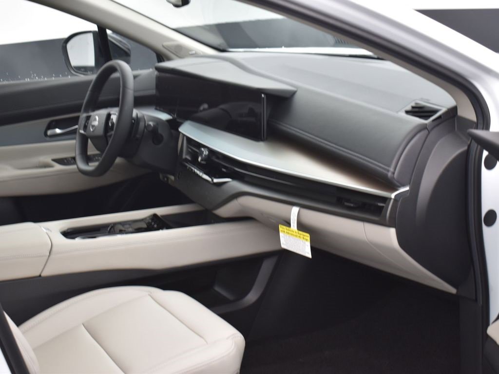 New 2025 Nissan Murano SL image 6