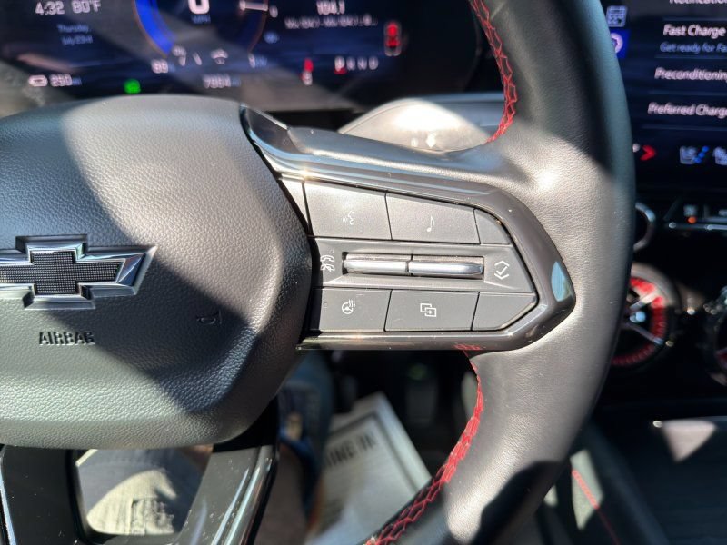 Used 2024 Chevrolet Blazer EV AWD RS image 25