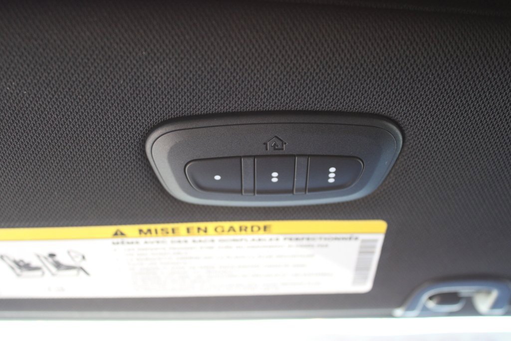 New 2026 Chrysler Pacifica Select image 22