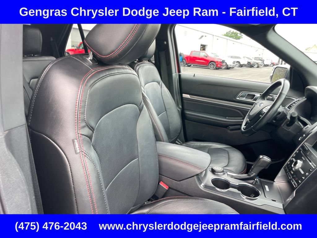 Used 2018 Ford Explorer Sport w/ Equipment Group 401A AWD/4WD image 21