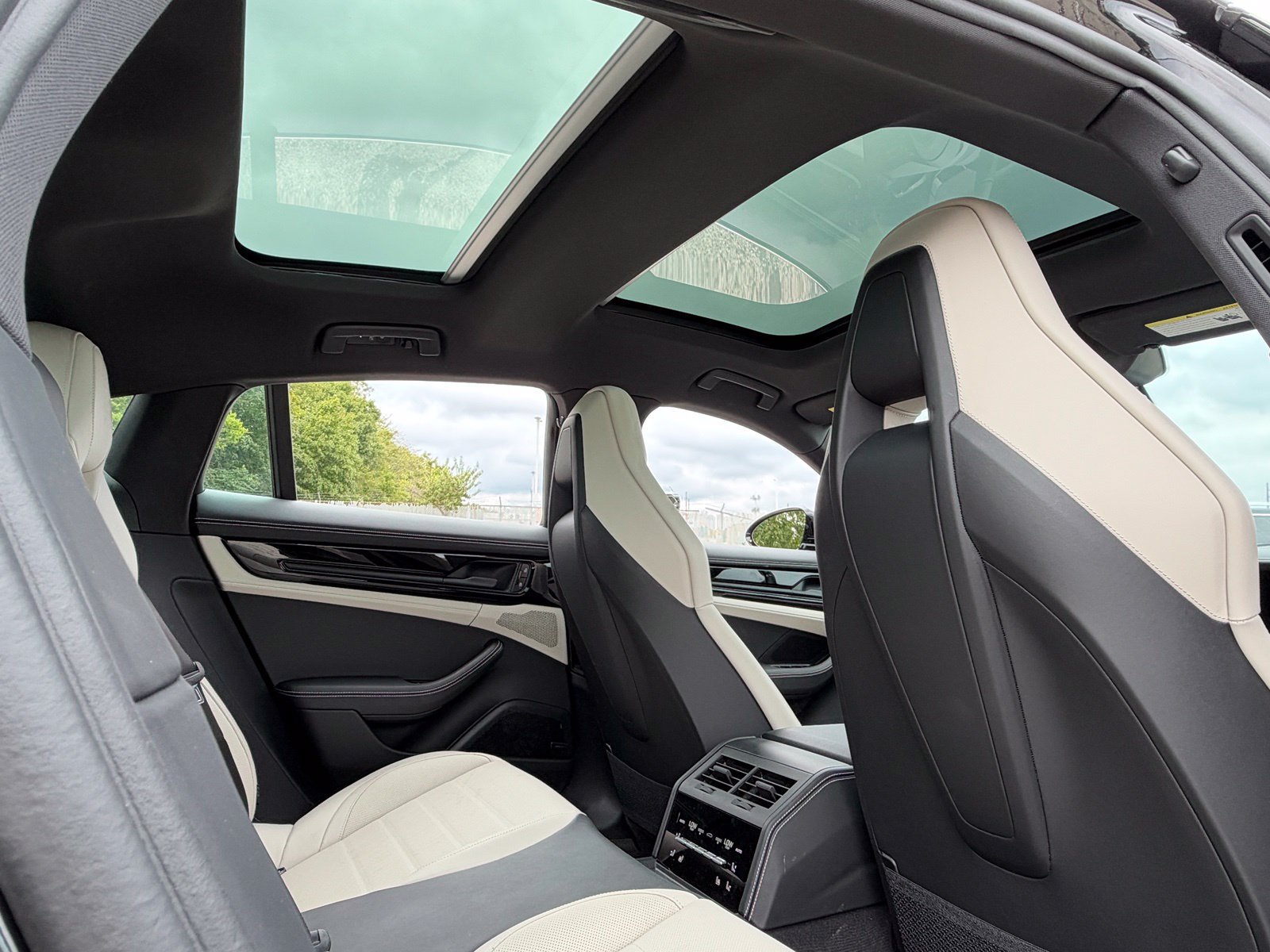 Certified 2026 Porsche Panamera 4 AWD/4WD image 23