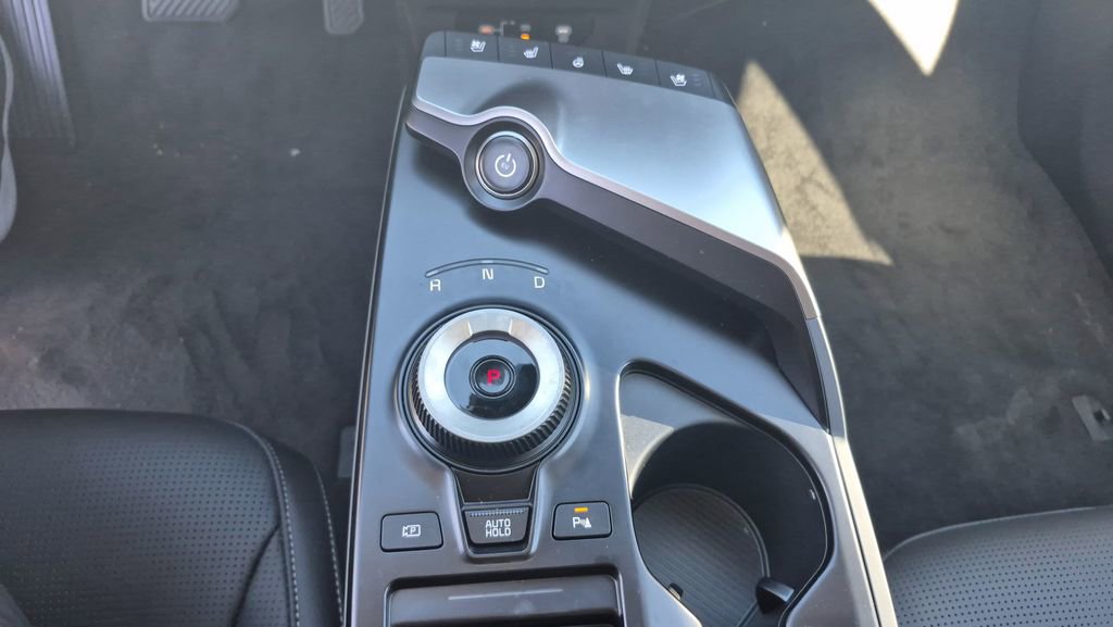 New 2025 Kia EV6 Wind image 9