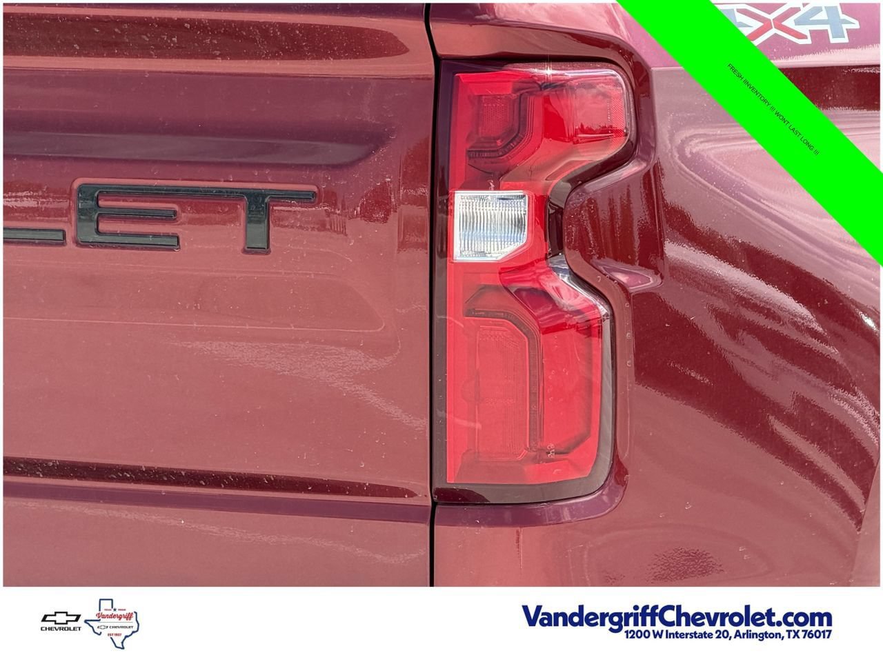 Used 2019 Chevrolet Silverado 1500 Custom w/ Custom Value Package AWD/4WD image 7