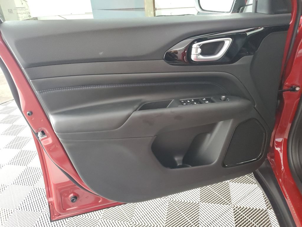 New 2026 Jeep Compass Latitude AWD/4WD image 26