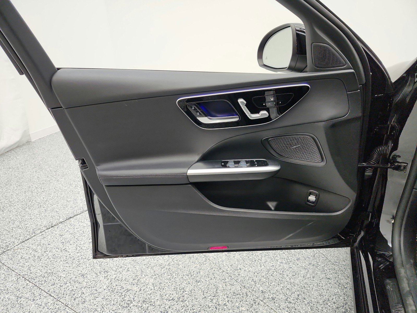 Used 2022 Mercedes-Benz C 300 Sedan image 11