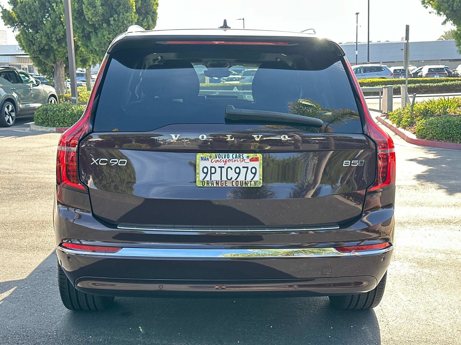 Certified 2025 Volvo XC90 B5 Core w/ Protection Package Premier image 5