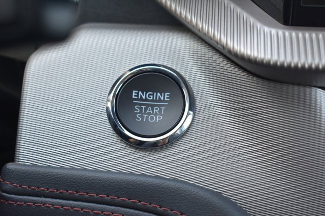 Used 2025 Ford Explorer Active image 21