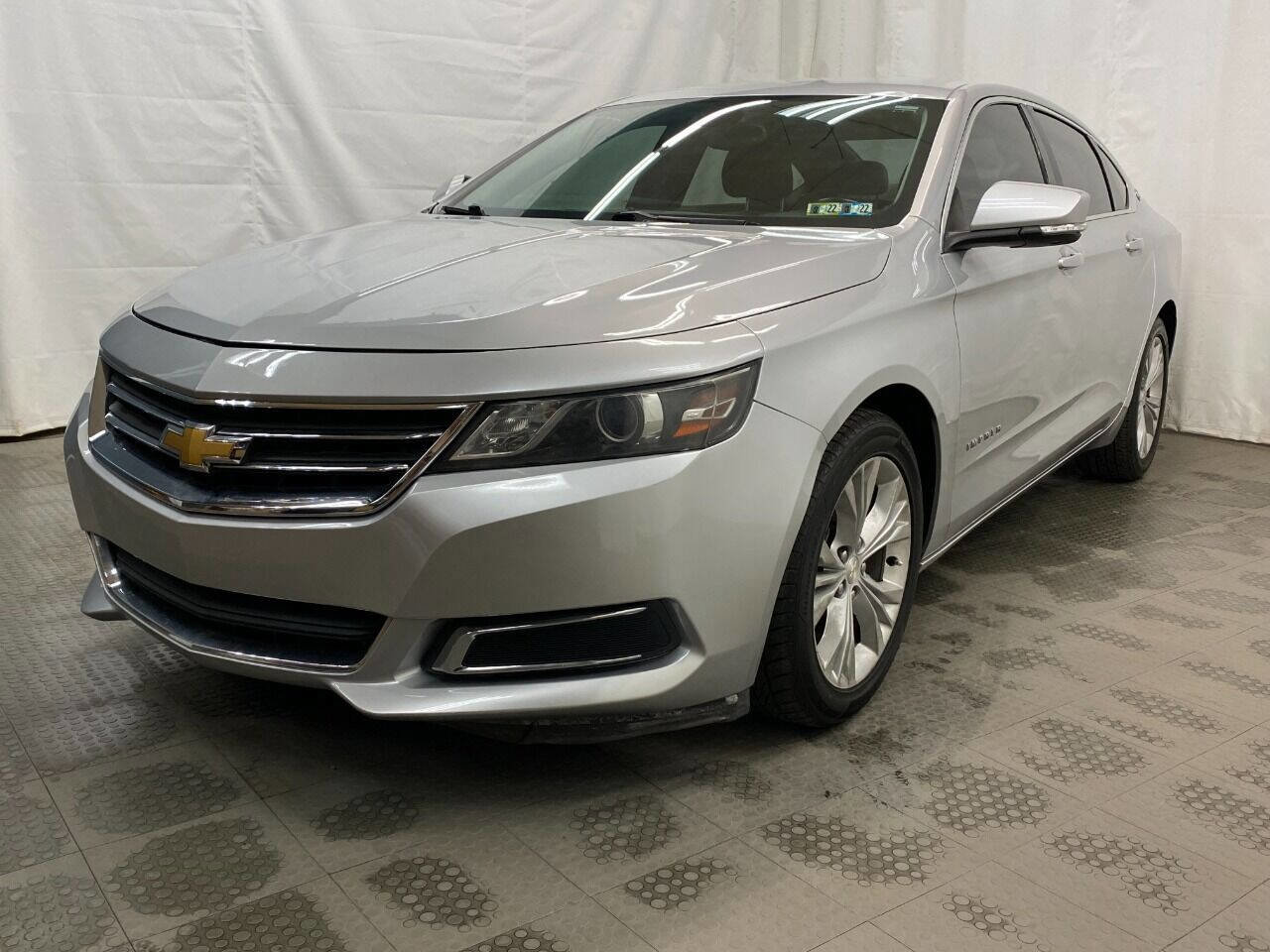 Used 2014 Chevrolet Impala LT w/ Convenience Package image 4