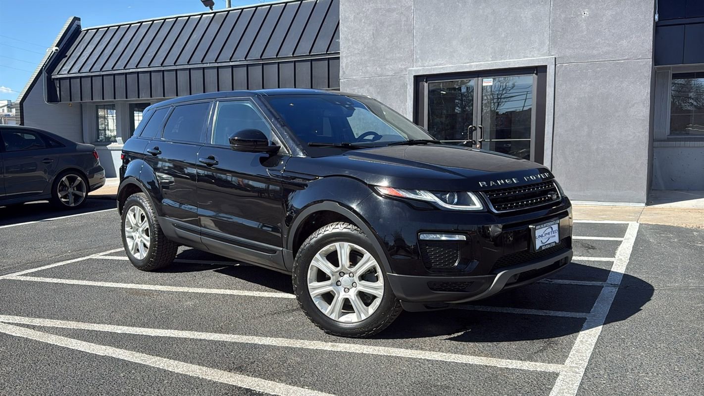 Used 2019 Land Rover Range Rover Evoque SE Premium image 1