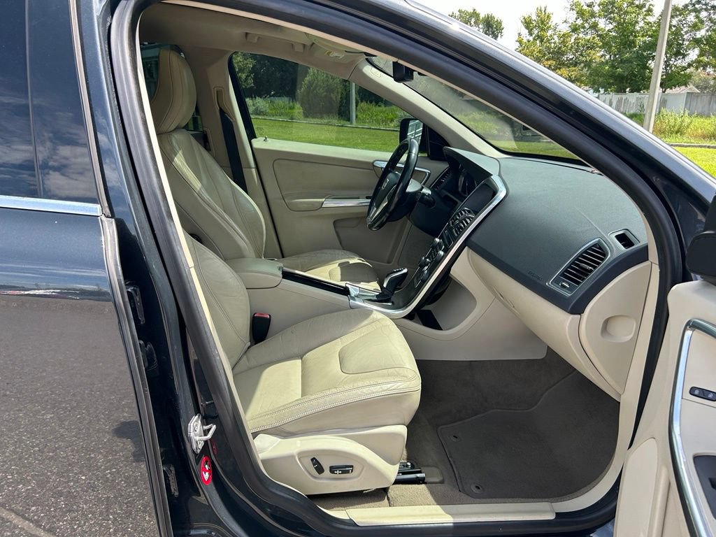 Used 2014 Volvo XC60 3.2 FWD image 35