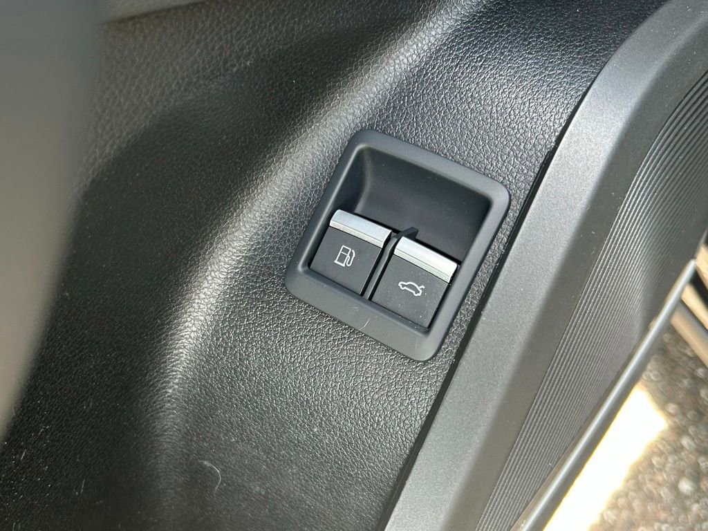 Certified 2024 Audi Q5 e Premium Plus w/ Premium Plus Package image 54