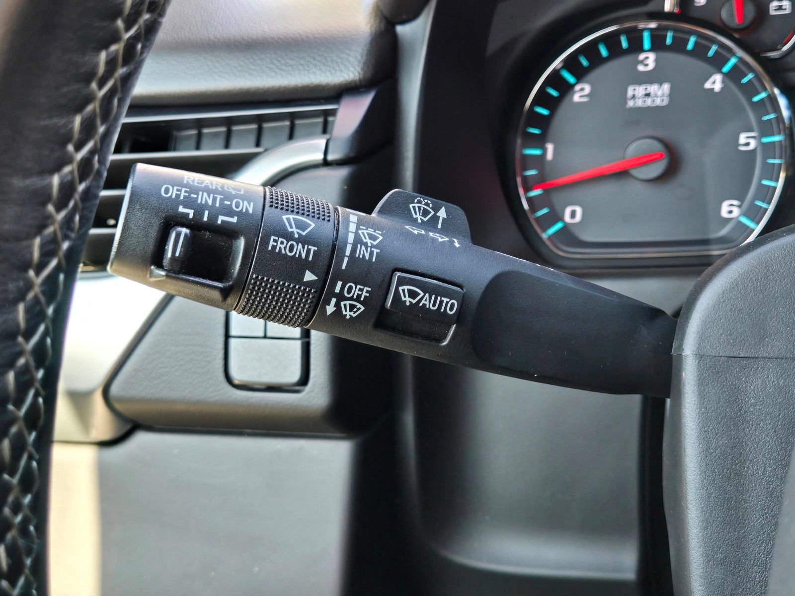 Used 2020 Chevrolet Tahoe LS RWD image 24