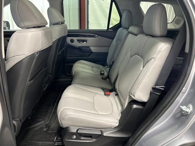 Certified 2023 Honda Pilot Touring image 19